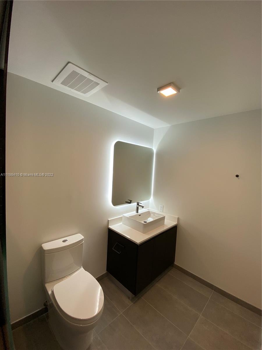 Yotel Pad - Residential Lease