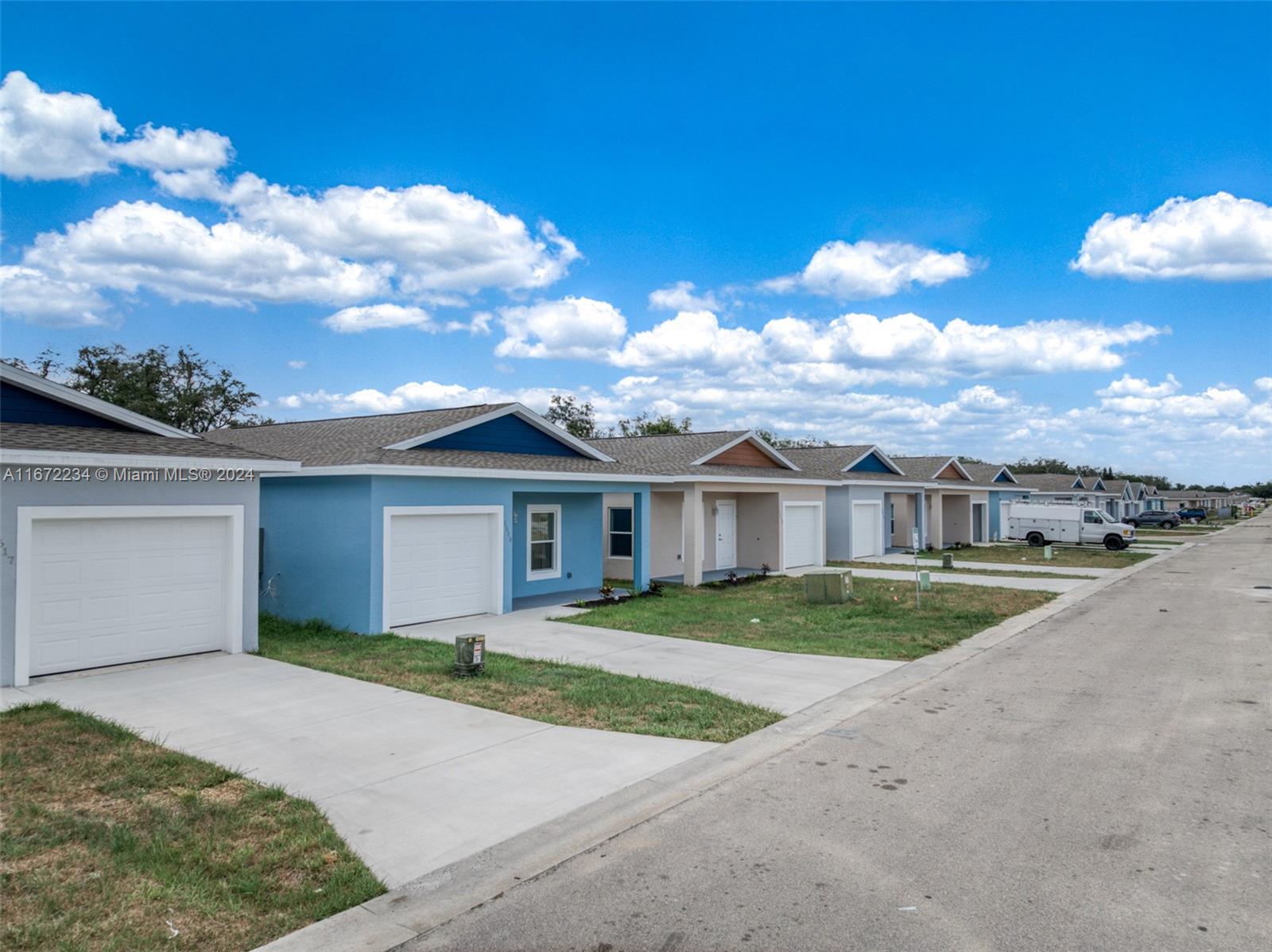 Las Villas at Kenilworth - Residential