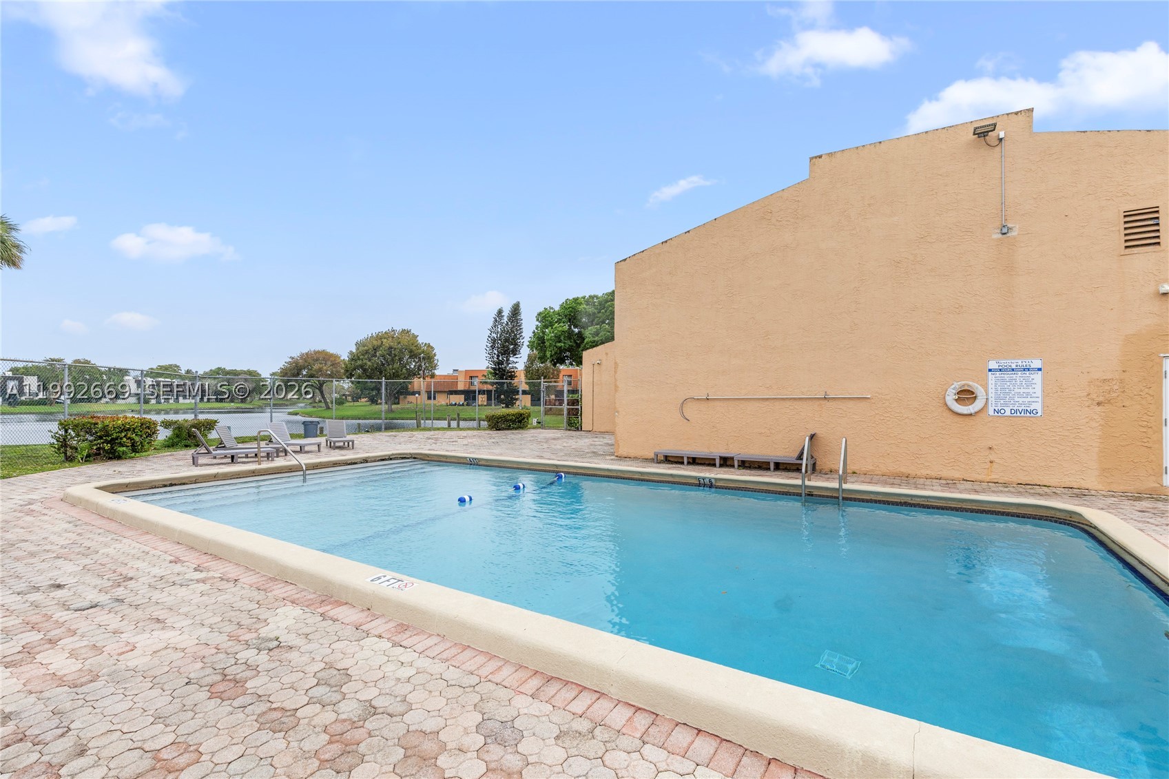 WESTVIEW CONDOMINIUM NO O - Residential