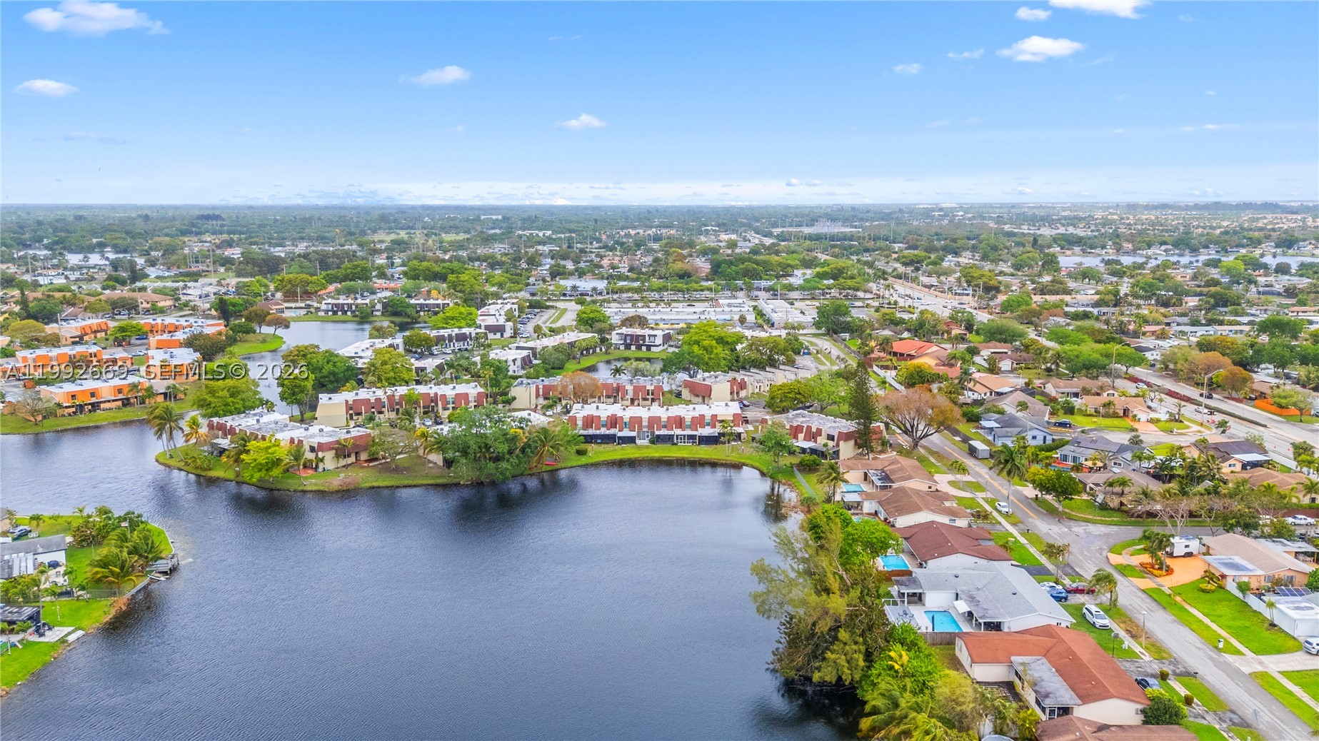 WESTVIEW CONDOMINIUM NO O - Residential