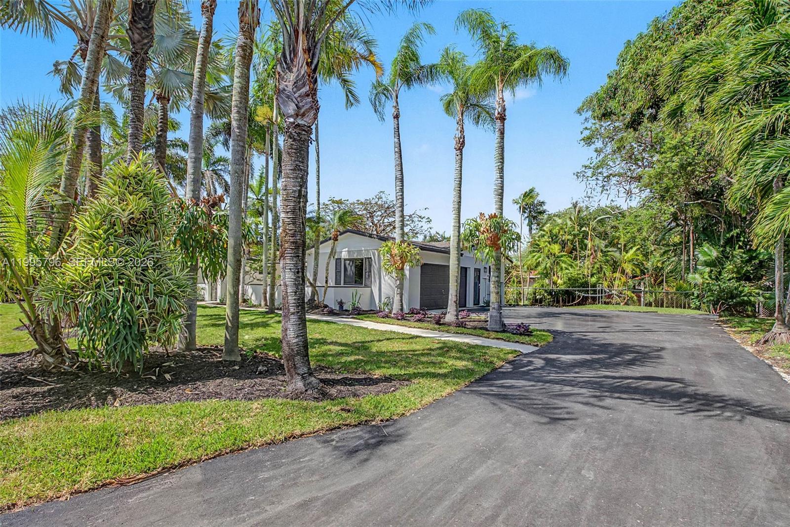 OLD CUTLER WEST SEC 3 - Residential