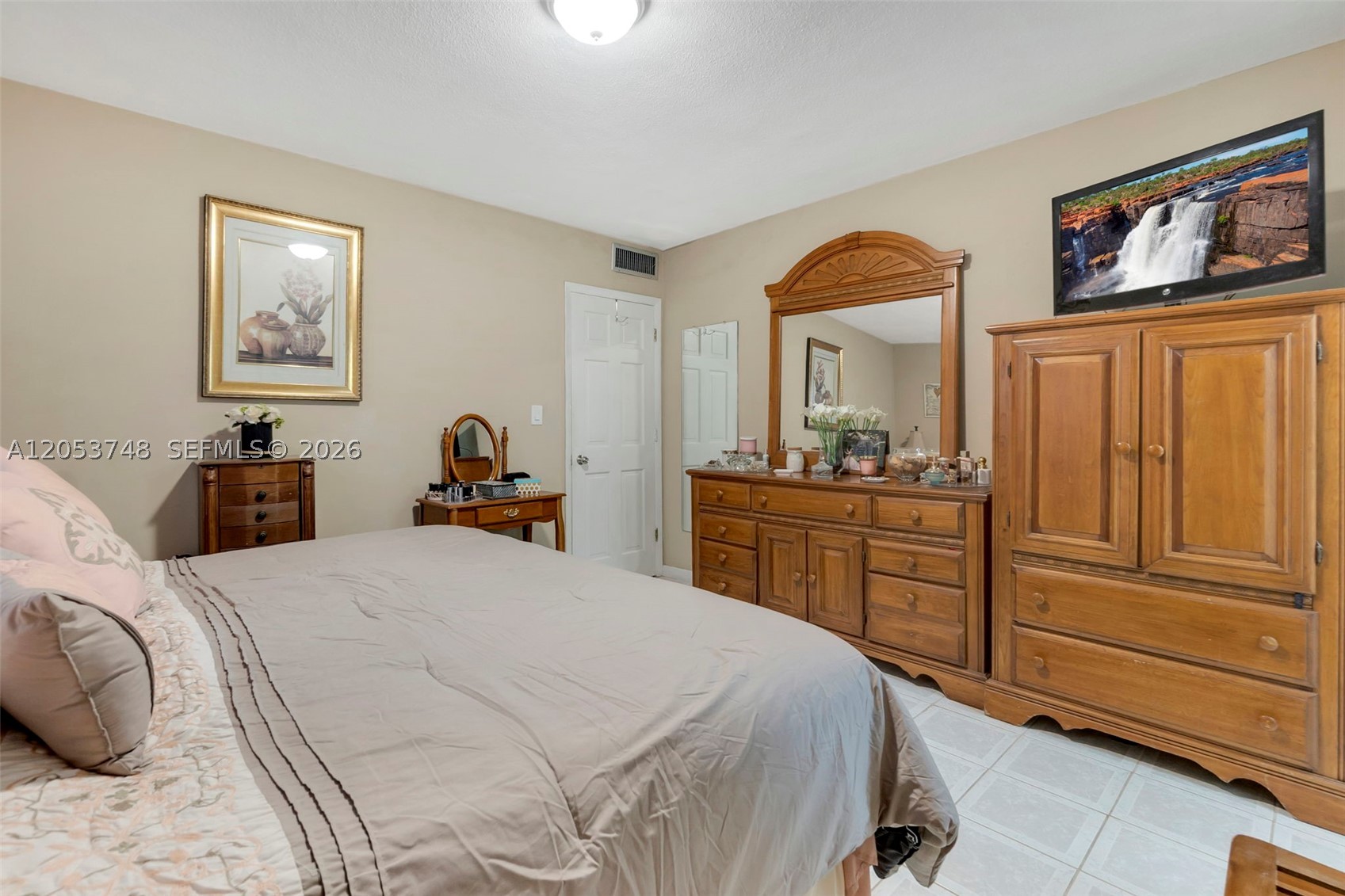 CORAL GABLES FLAGLER STRE - Residential