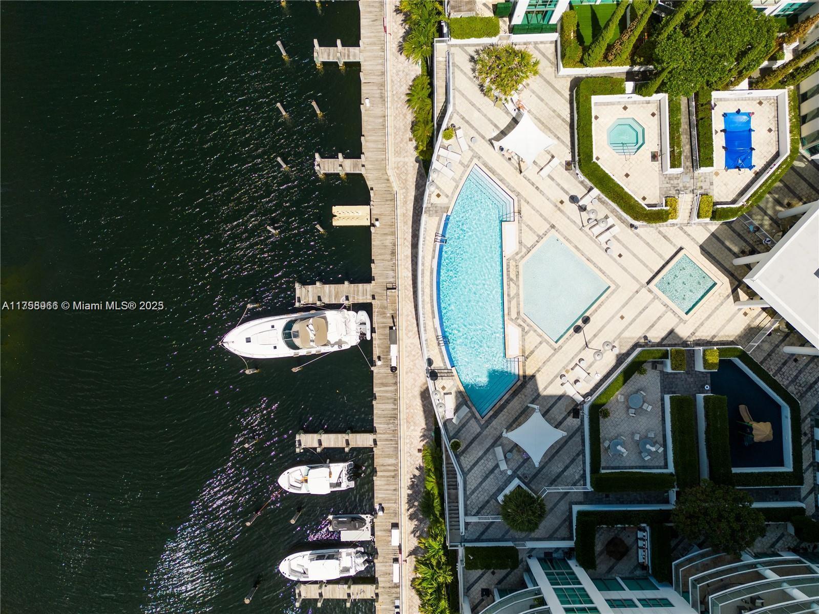 THE ATRIUM AT AVENTURA CO - Residential