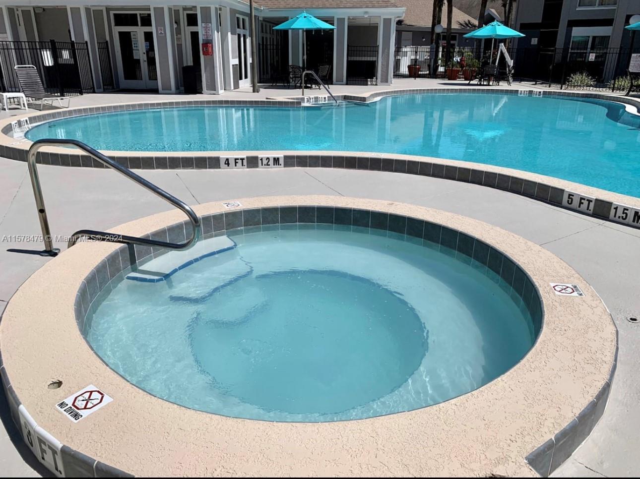 PALMS RESORT - Residential