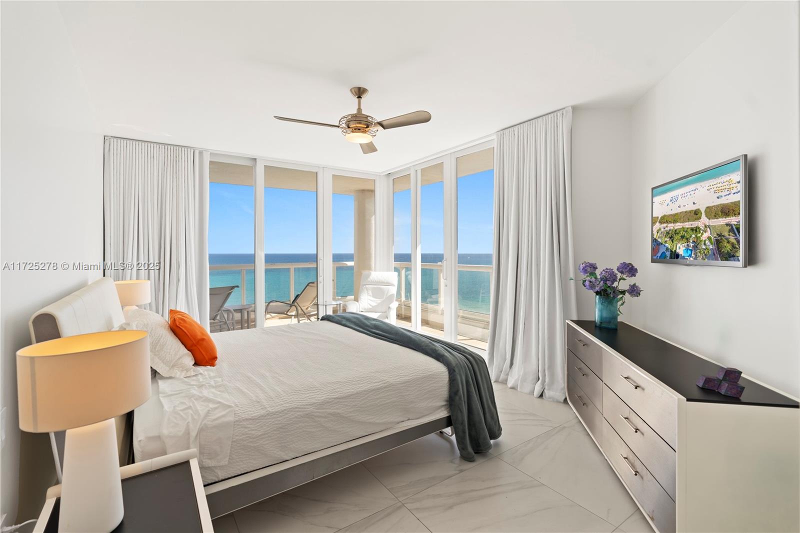 LA TOUR CONDO - Residential
