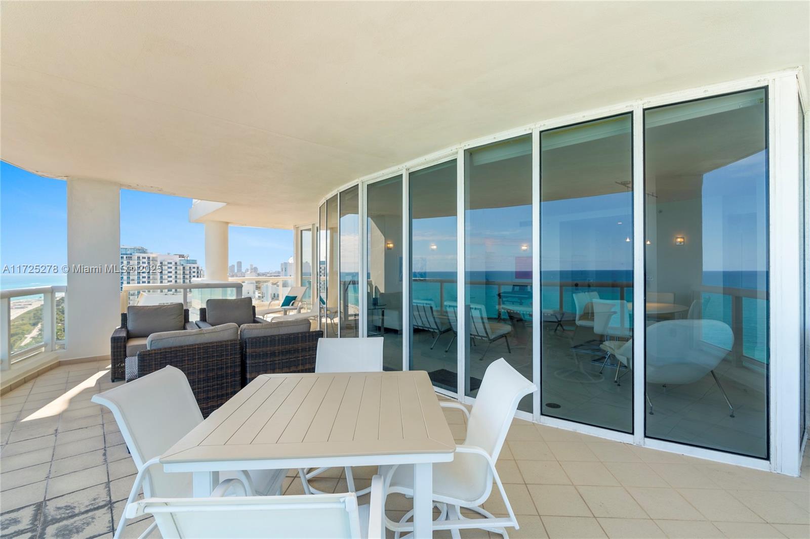 LA TOUR CONDO - Residential