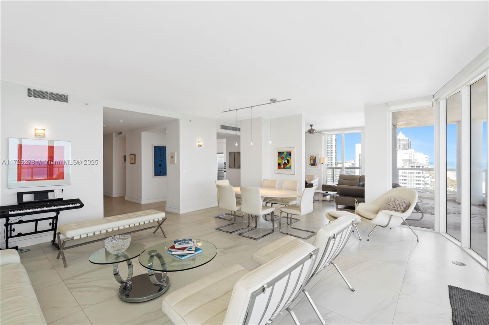 LA TOUR CONDO - Residential