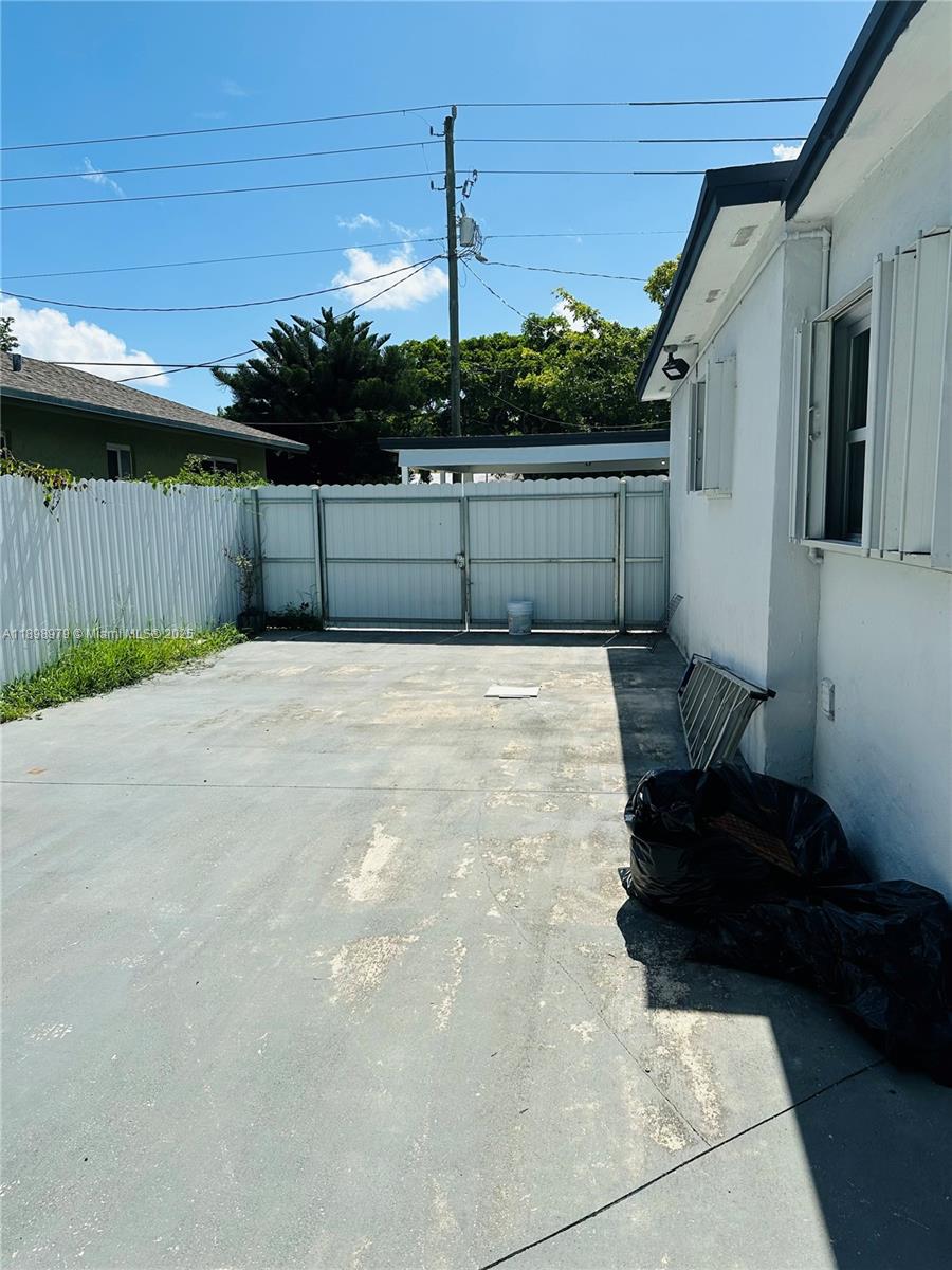 WEST PERRINE SUB - Residential