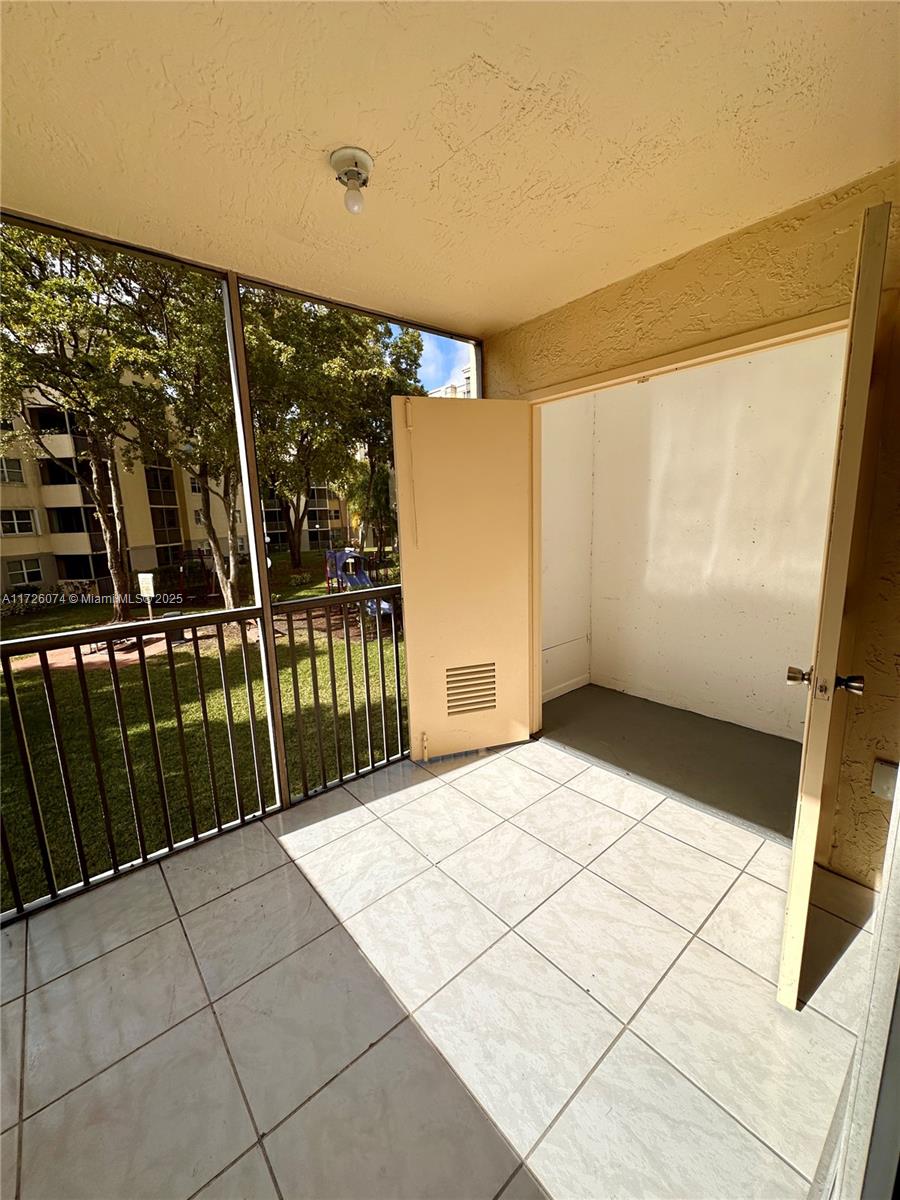 LAS VISTAS AT DORAL CONDO - Residential Lease