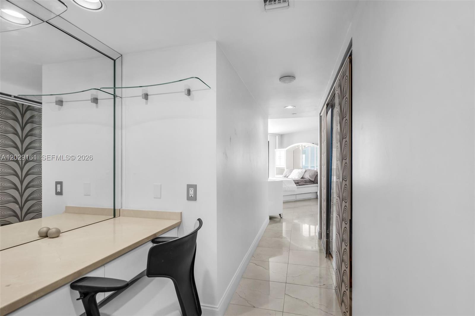 OCEANIA III CONDO - Residential
