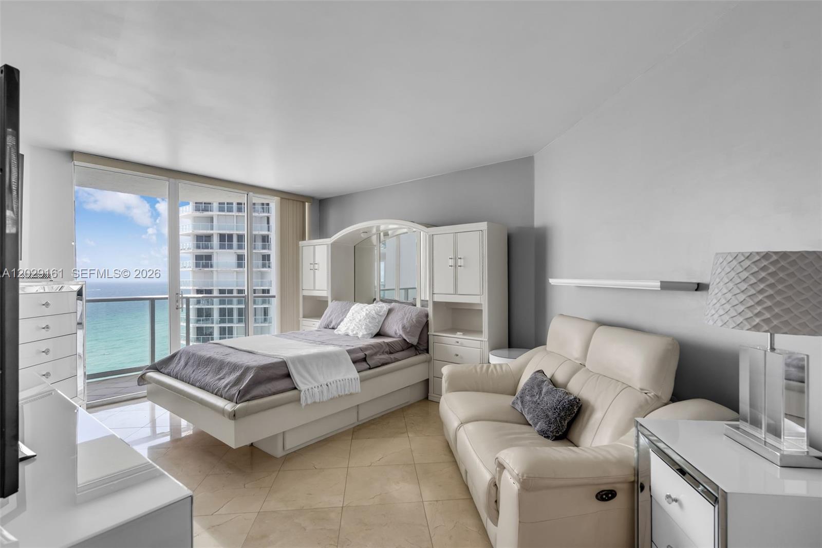 OCEANIA III CONDO - Residential