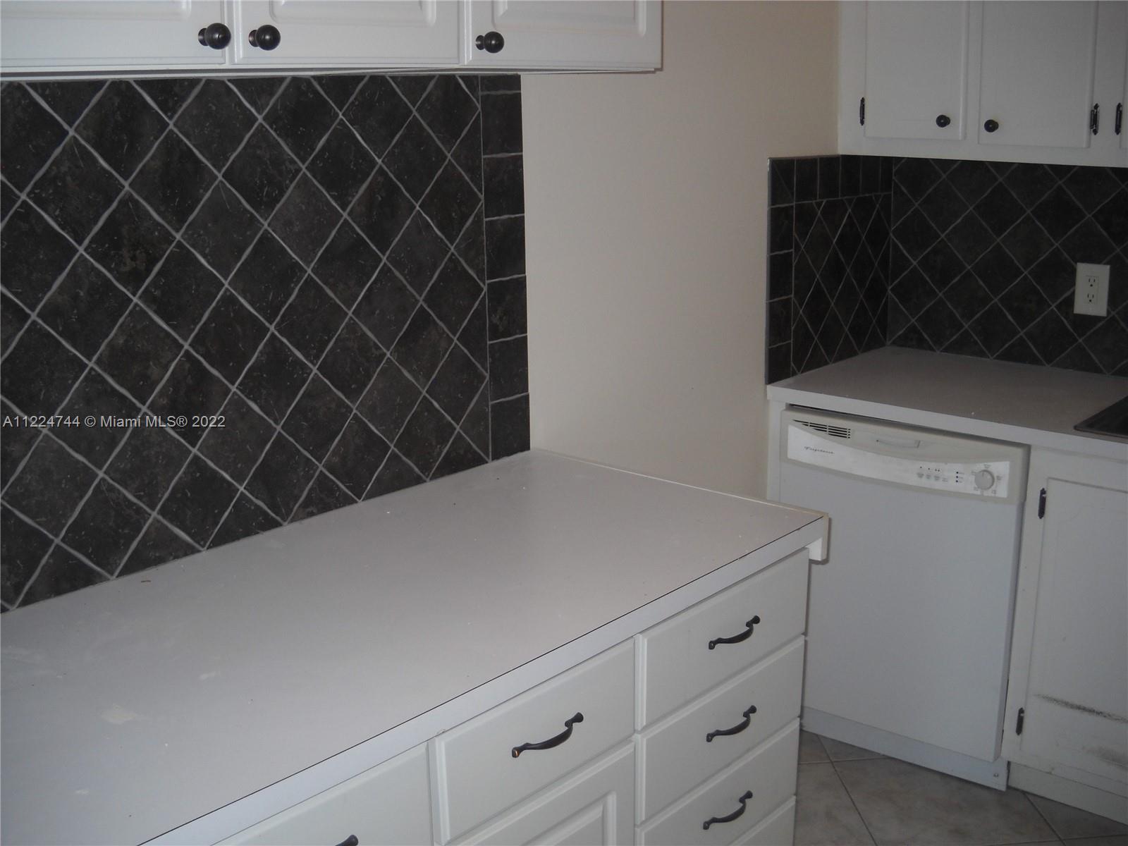 ISLEWOOD D CONDO - Residential