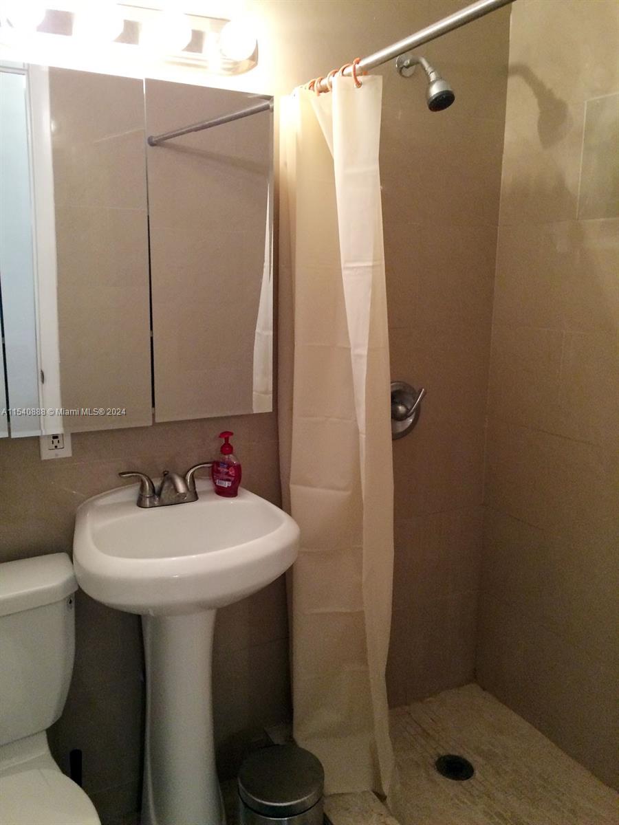 Sevilla Condo - Residential