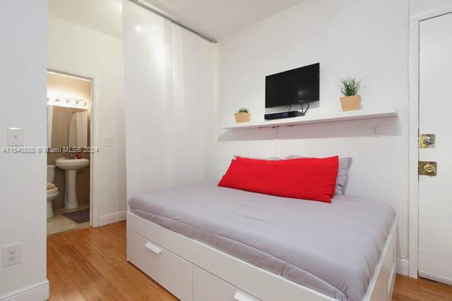 Sevilla Condo - Residential