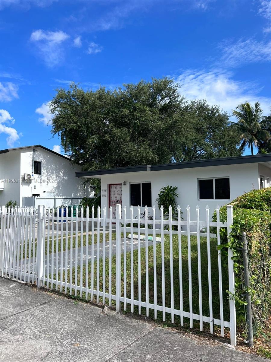 STEPHEN MANOR - Residential Income