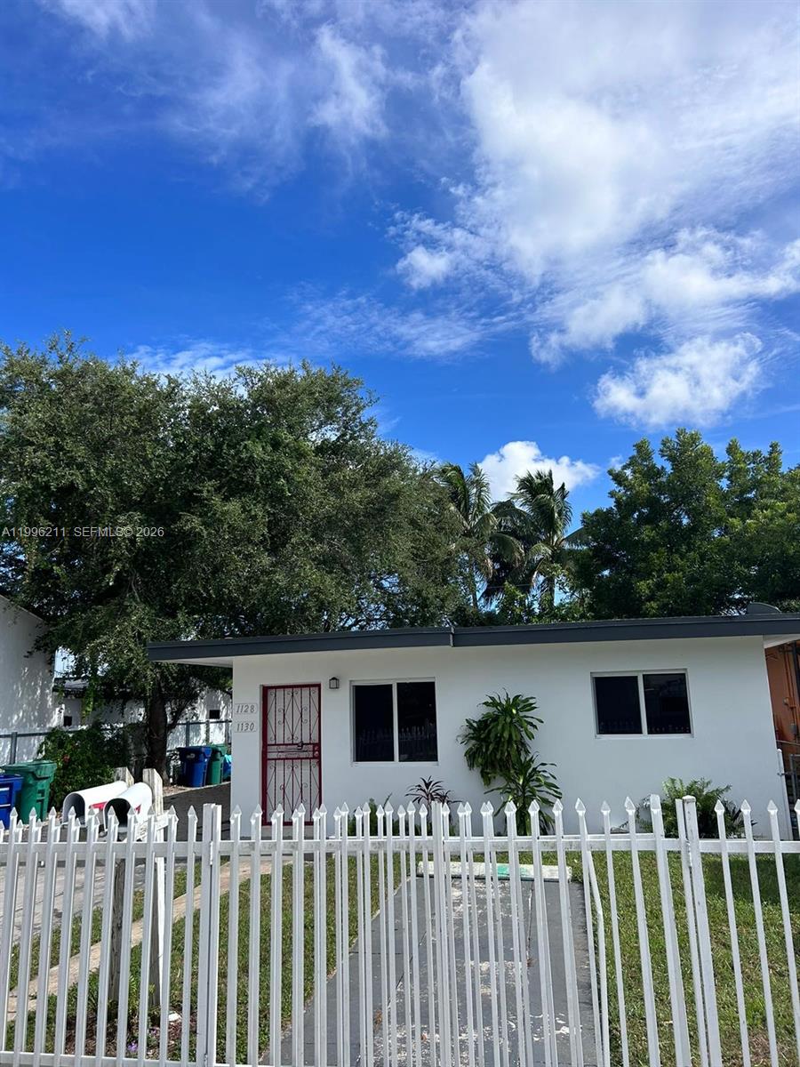 STEPHEN MANOR - Residential Income