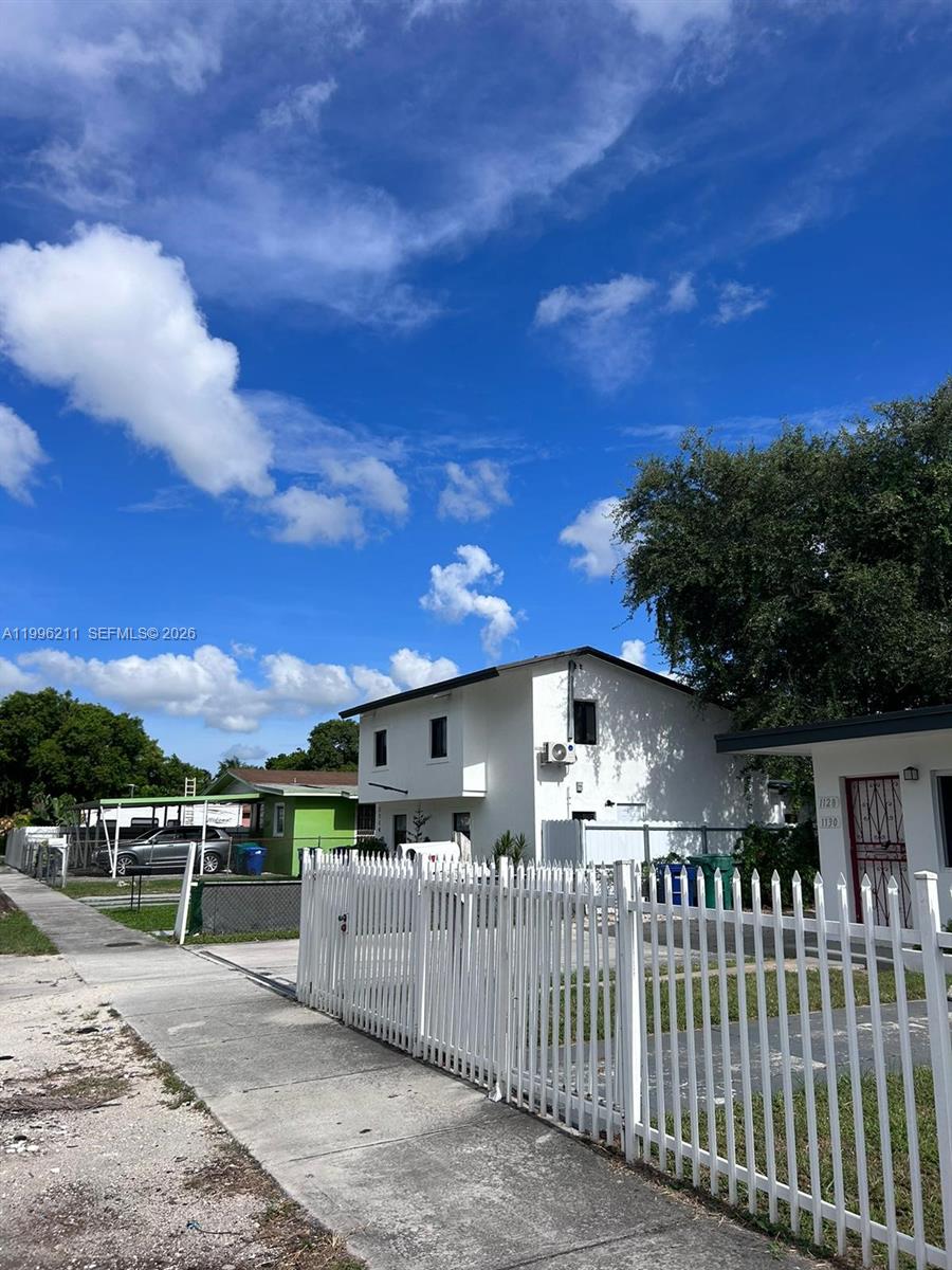 STEPHEN MANOR - Residential Income