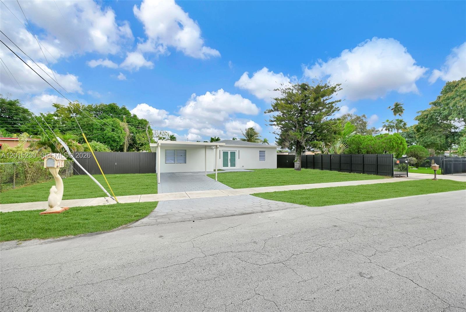 GOLF ESTATES - Residential