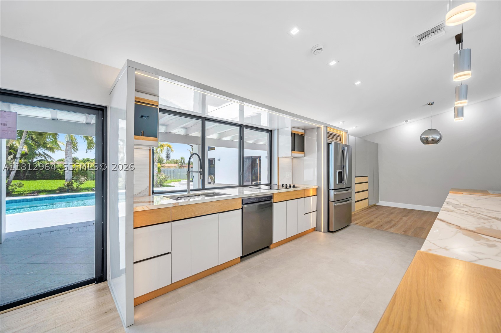 MARY ANN ESTATES 1ST ADDN - Residential
