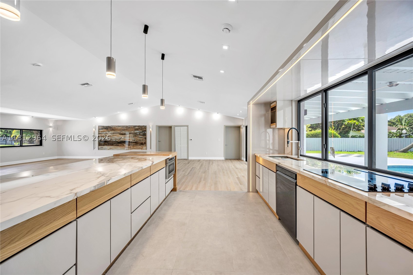 MARY ANN ESTATES 1ST ADDN - Residential