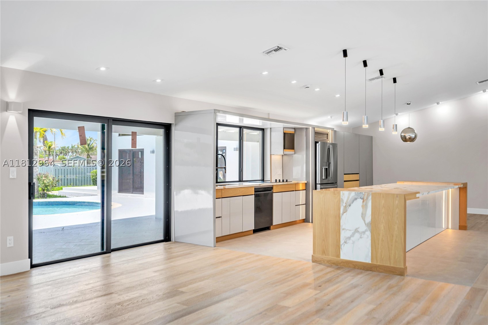 MARY ANN ESTATES 1ST ADDN - Residential