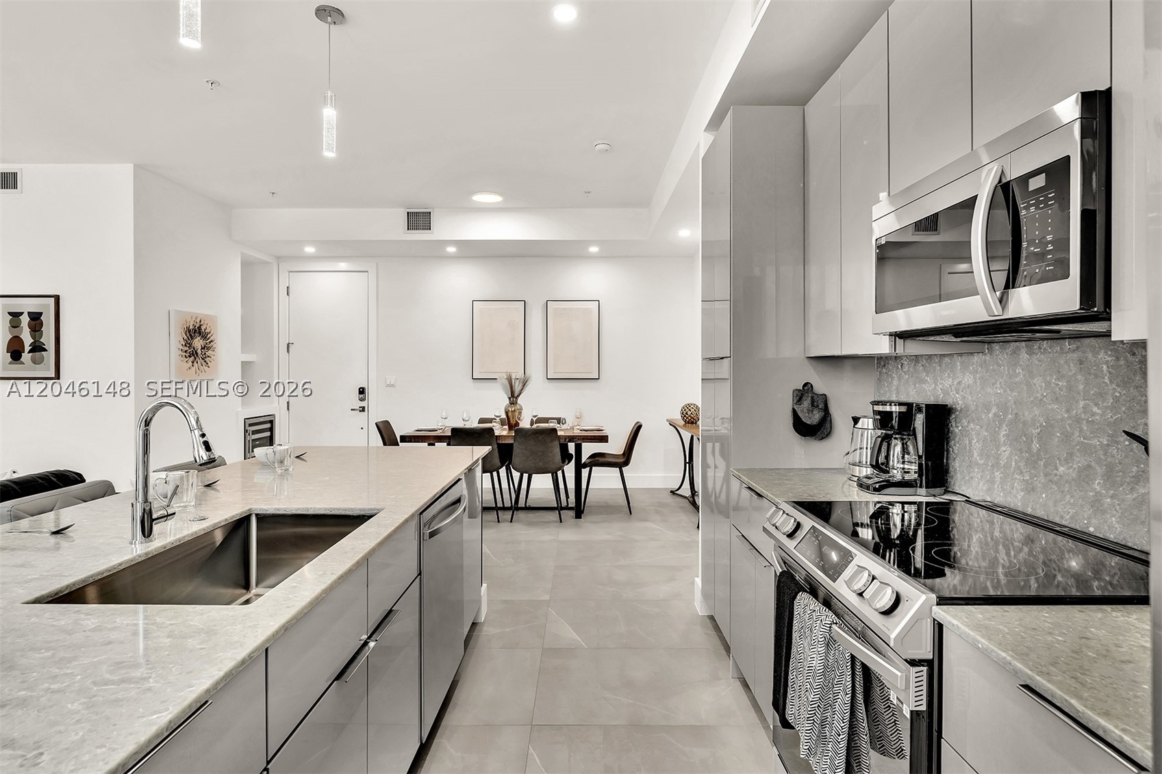 Everglade Land Sales Co - Residential Lease