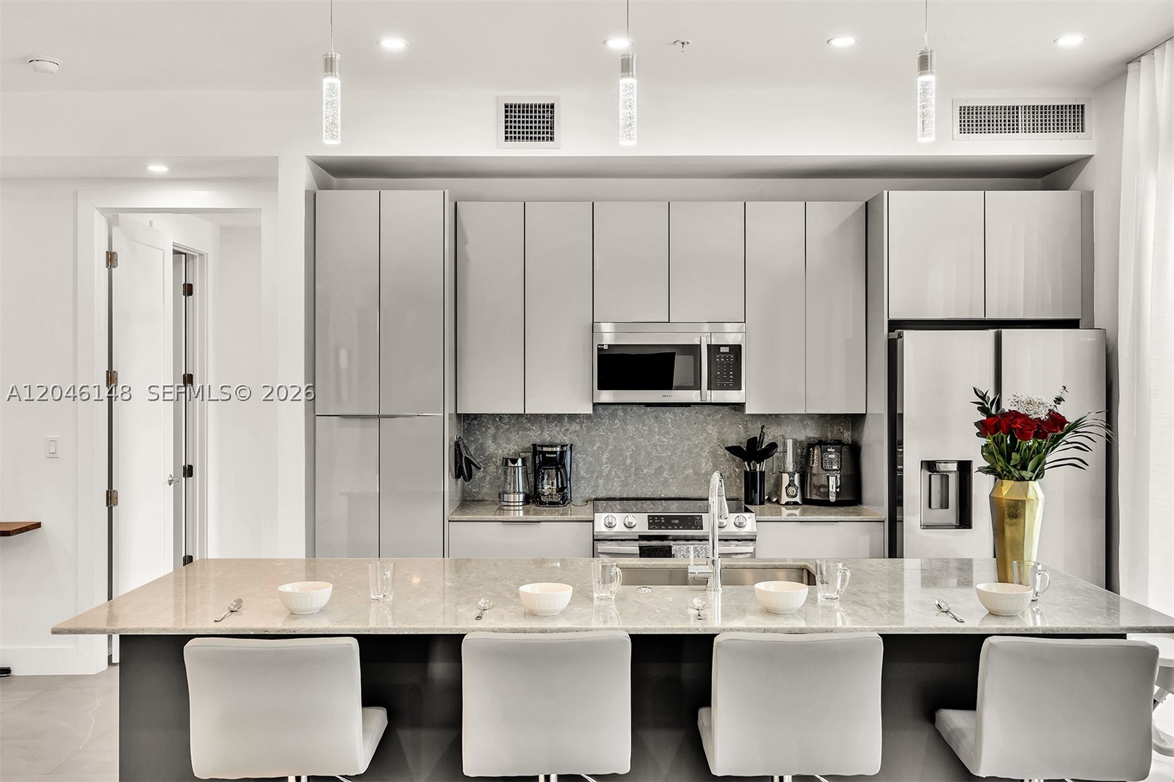 Everglade Land Sales Co - Residential Lease