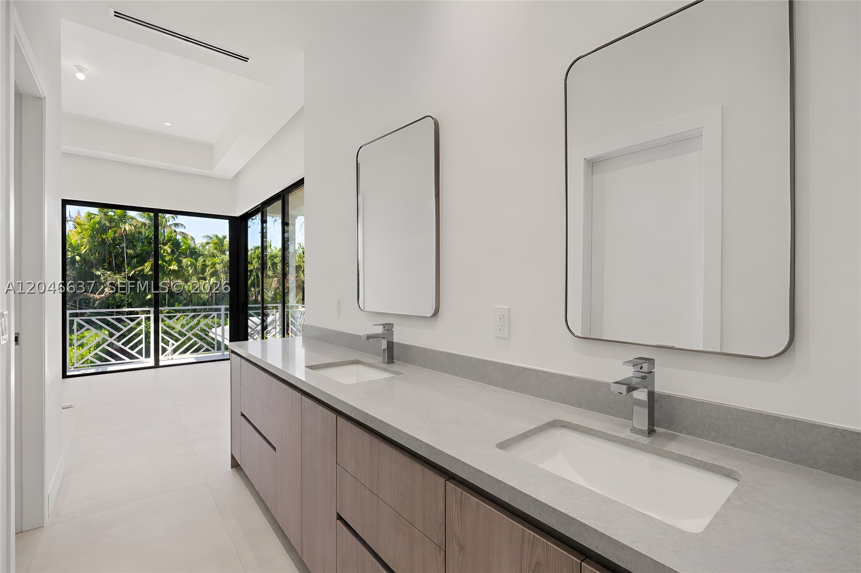 CORAL GABLES BILTMORE SEC - Residential