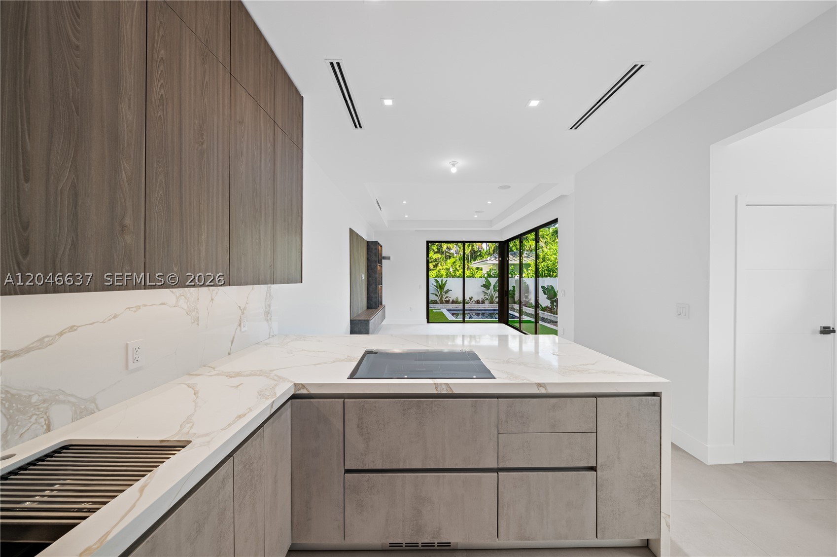 CORAL GABLES BILTMORE SEC - Residential