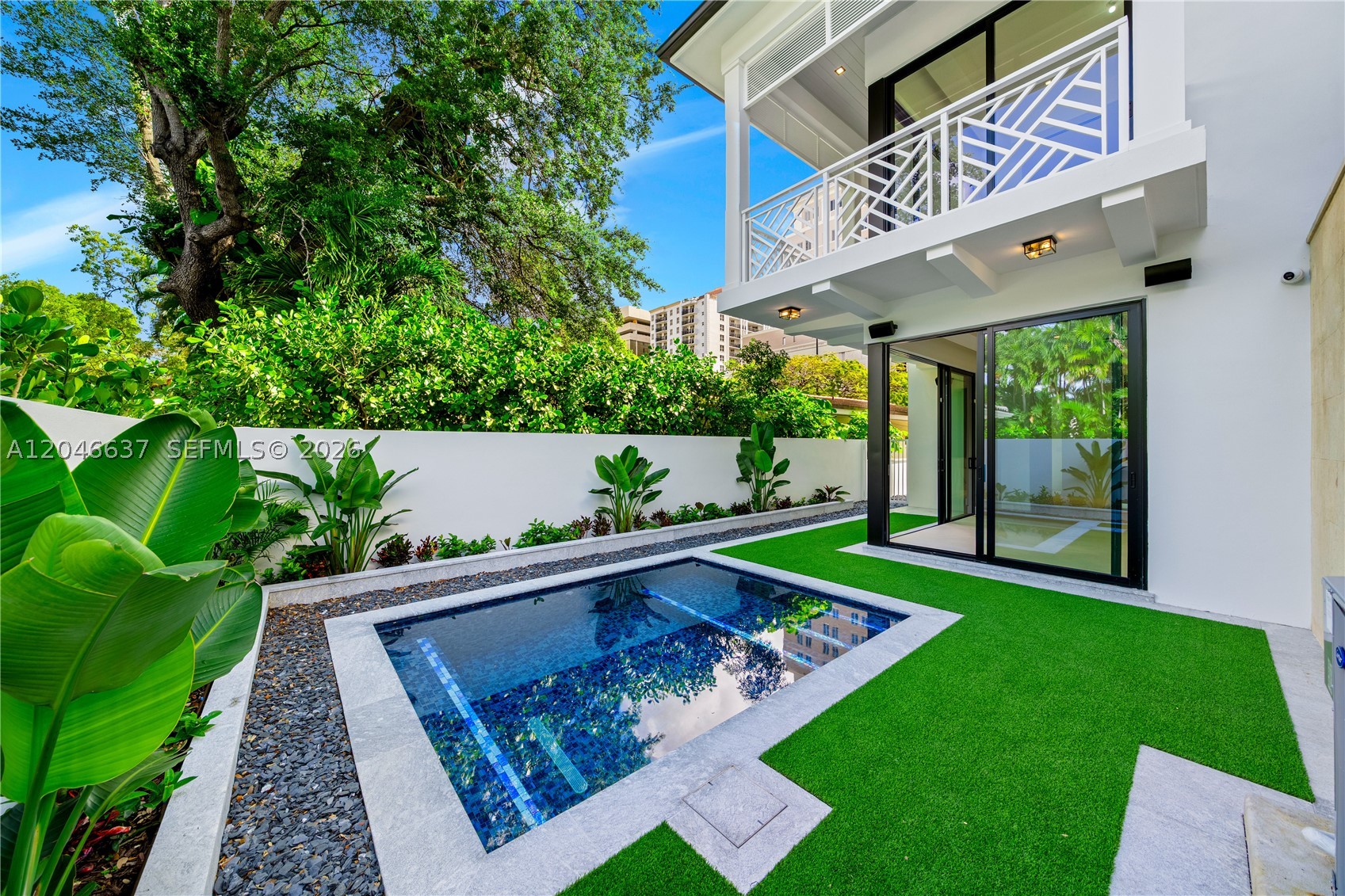 CORAL GABLES BILTMORE SEC - Residential