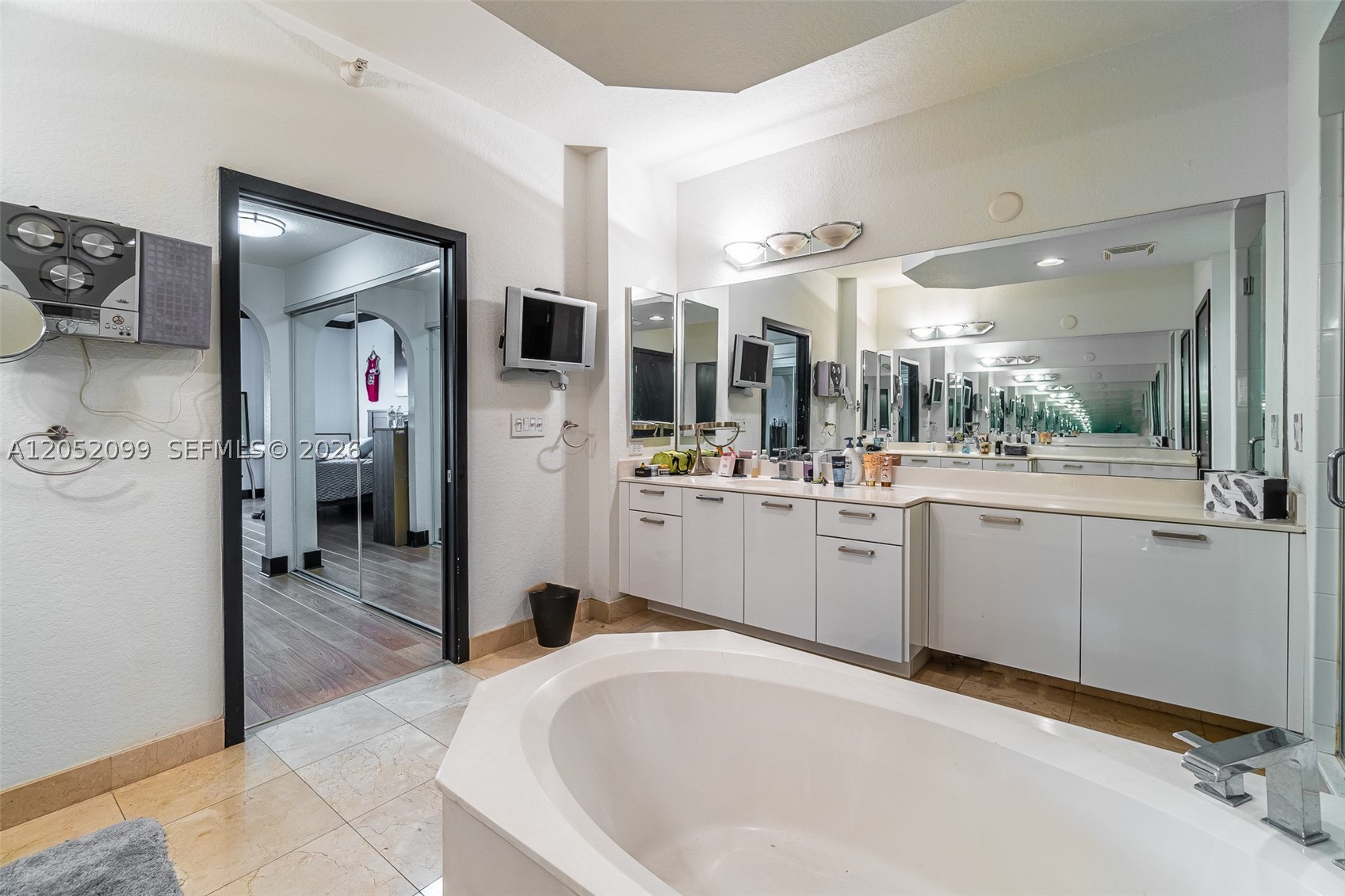 CAPTIVA CONDO F - Residential
