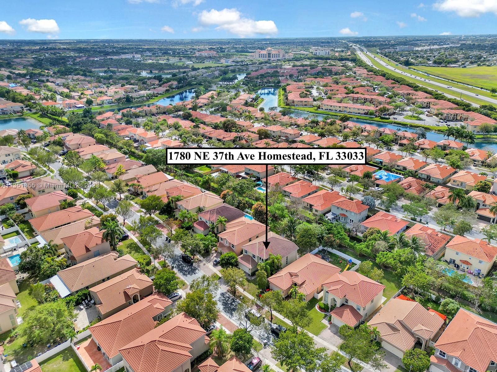 PORTOFINO LAKES - Residential