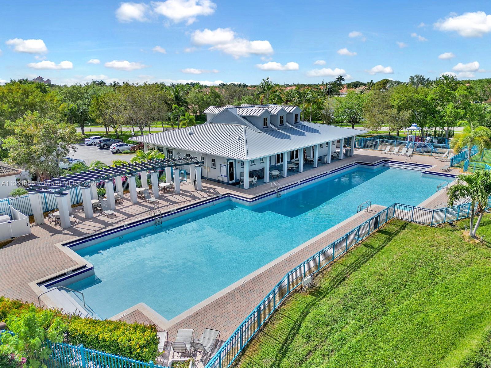 PORTOFINO LAKES - Residential