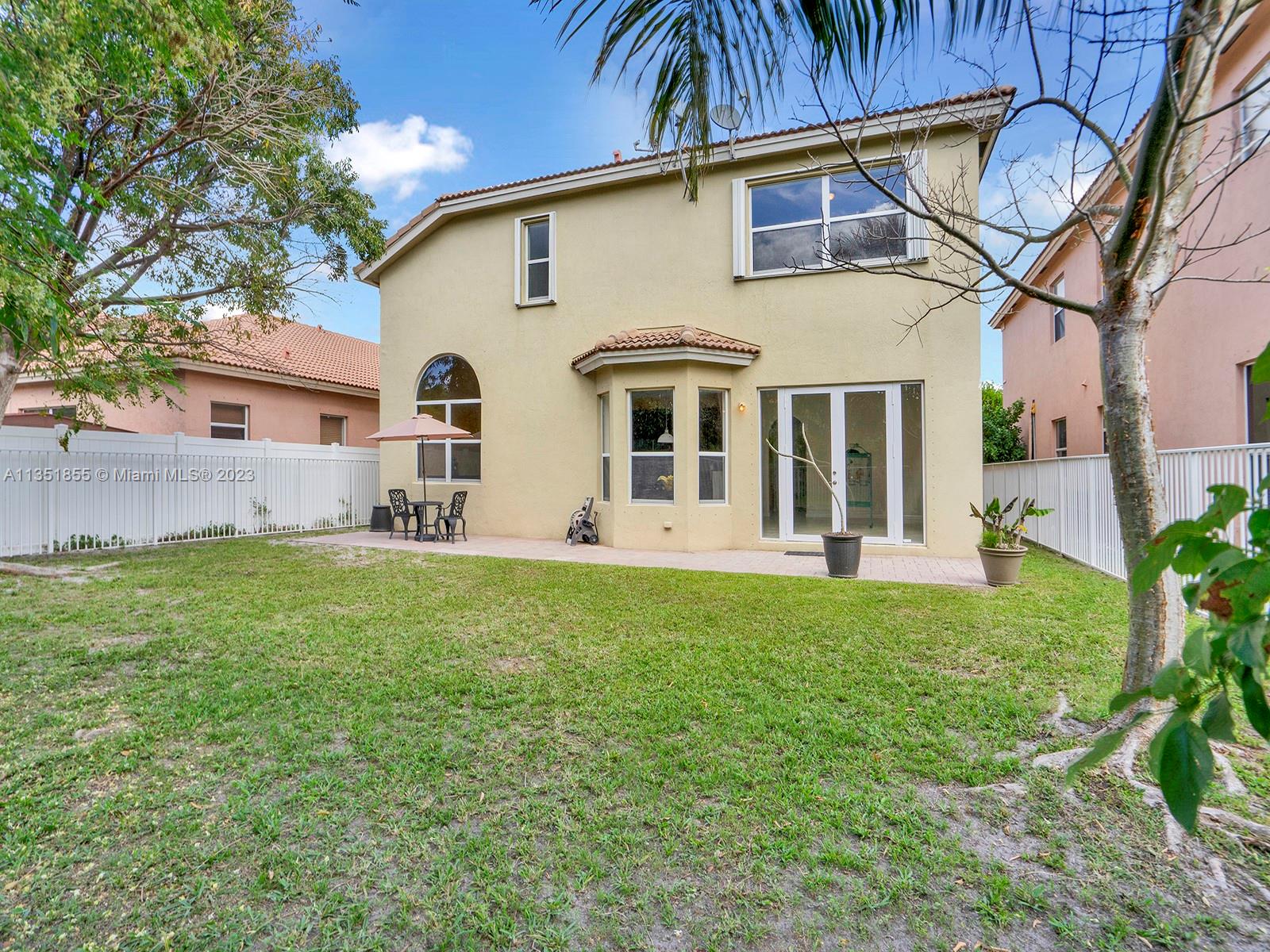 PORTOFINO LAKES - Residential