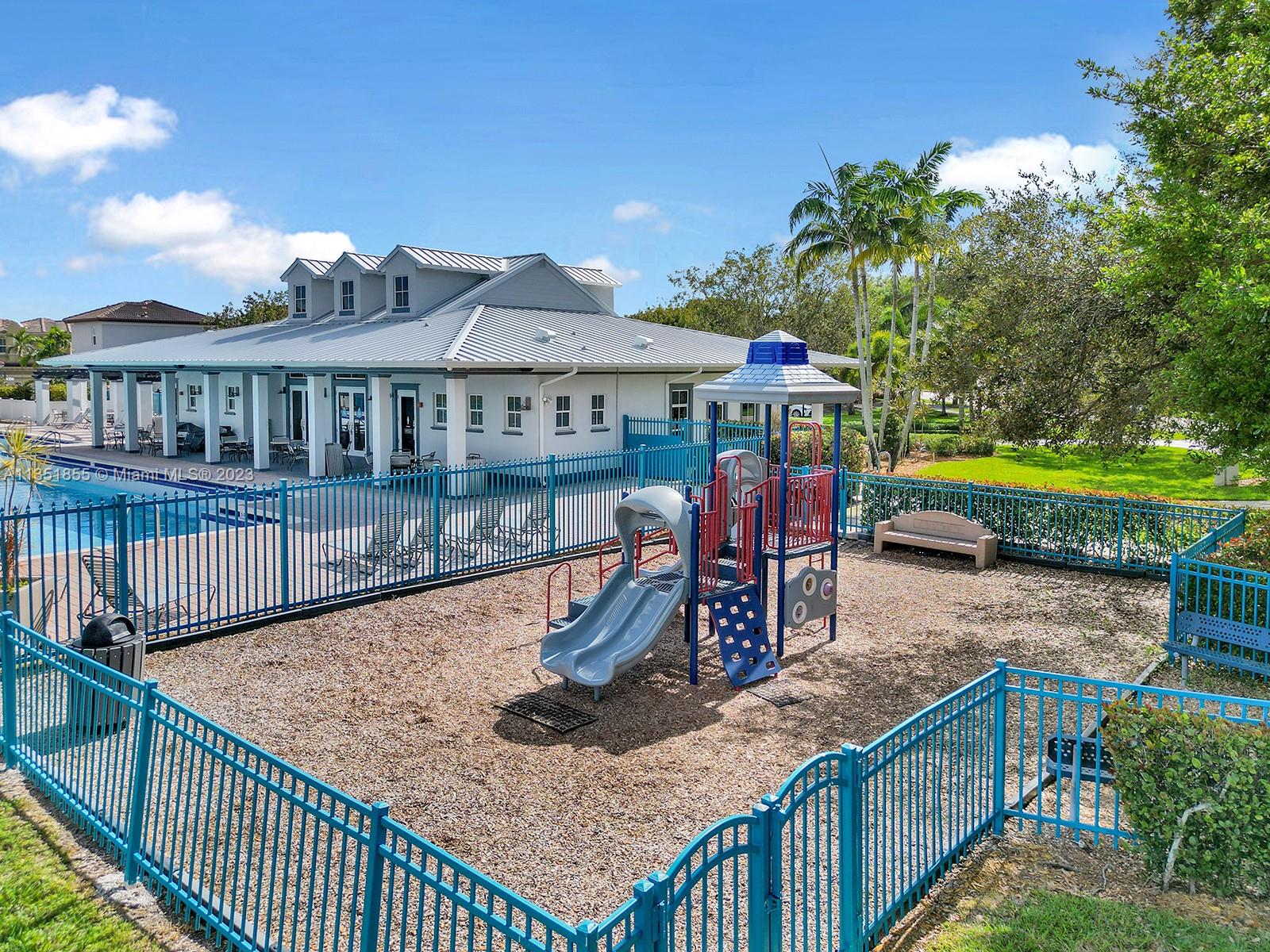 PORTOFINO LAKES - Residential