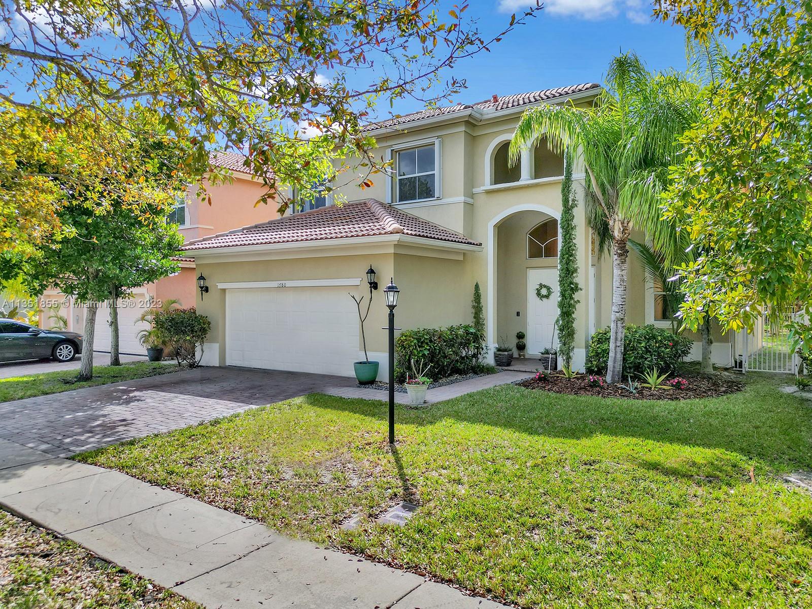 PORTOFINO LAKES - Residential