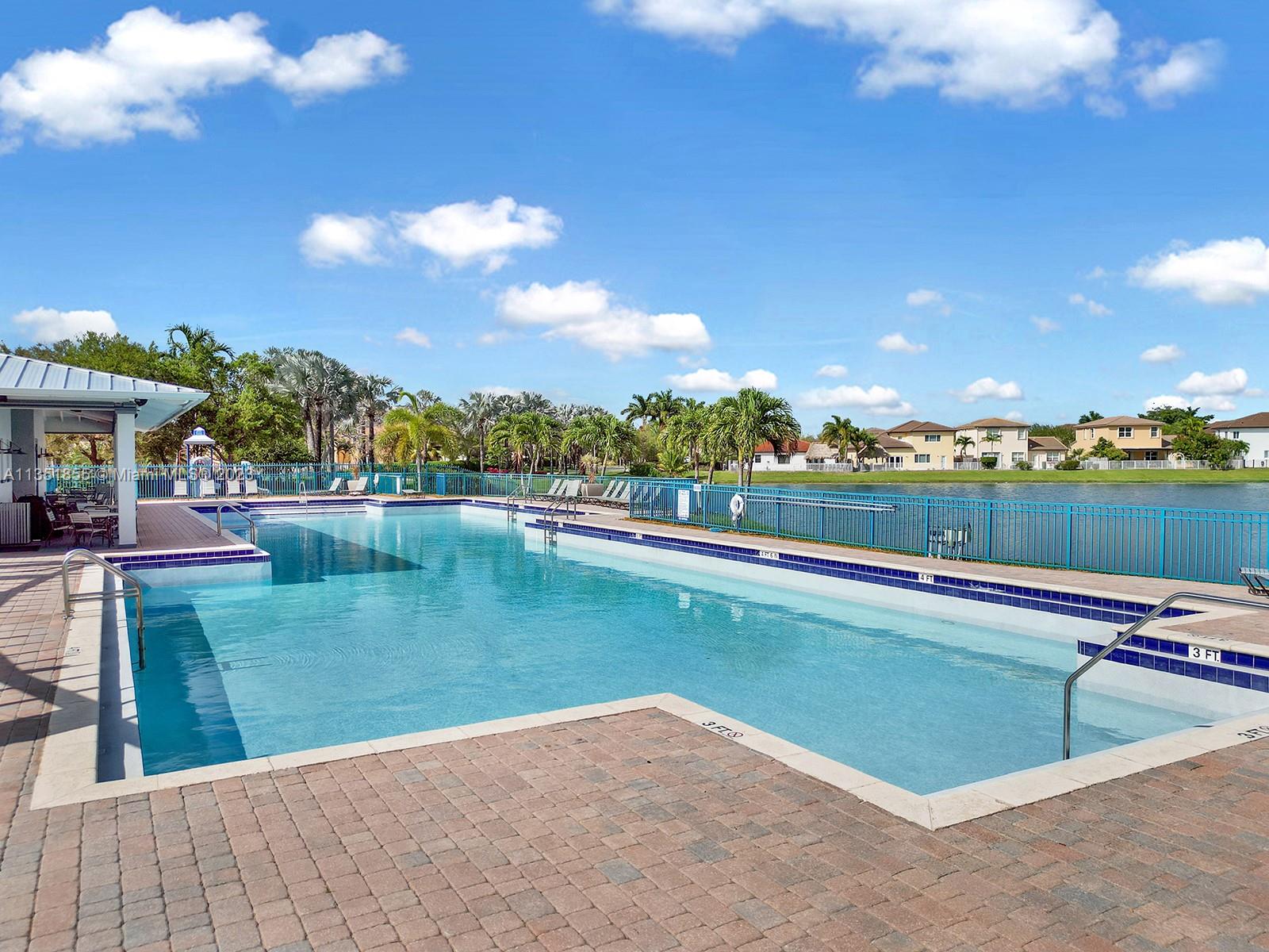 PORTOFINO LAKES - Residential