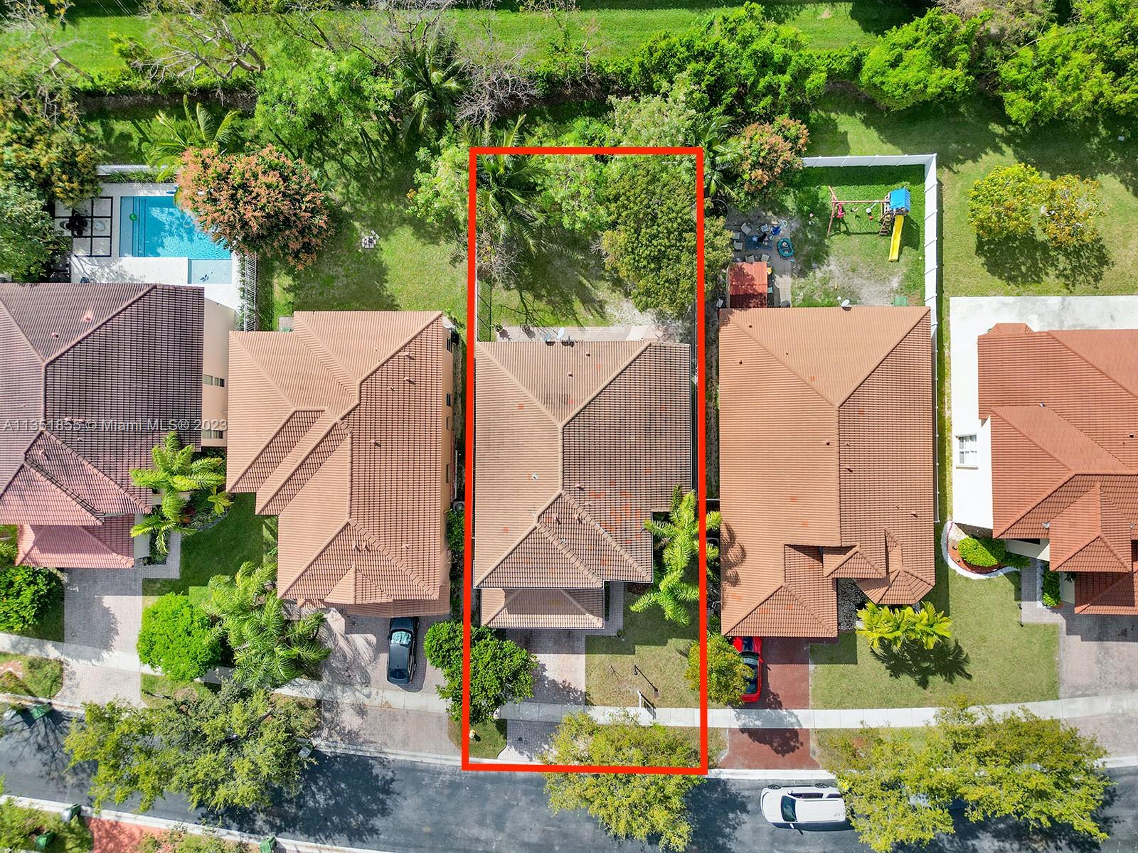 PORTOFINO LAKES - Residential