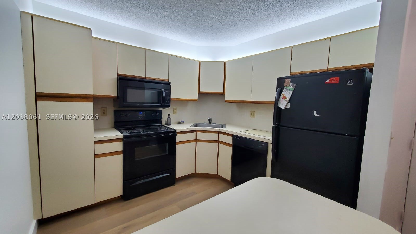 OLIVINE AT THE TOWNSHIP - Residential Lease