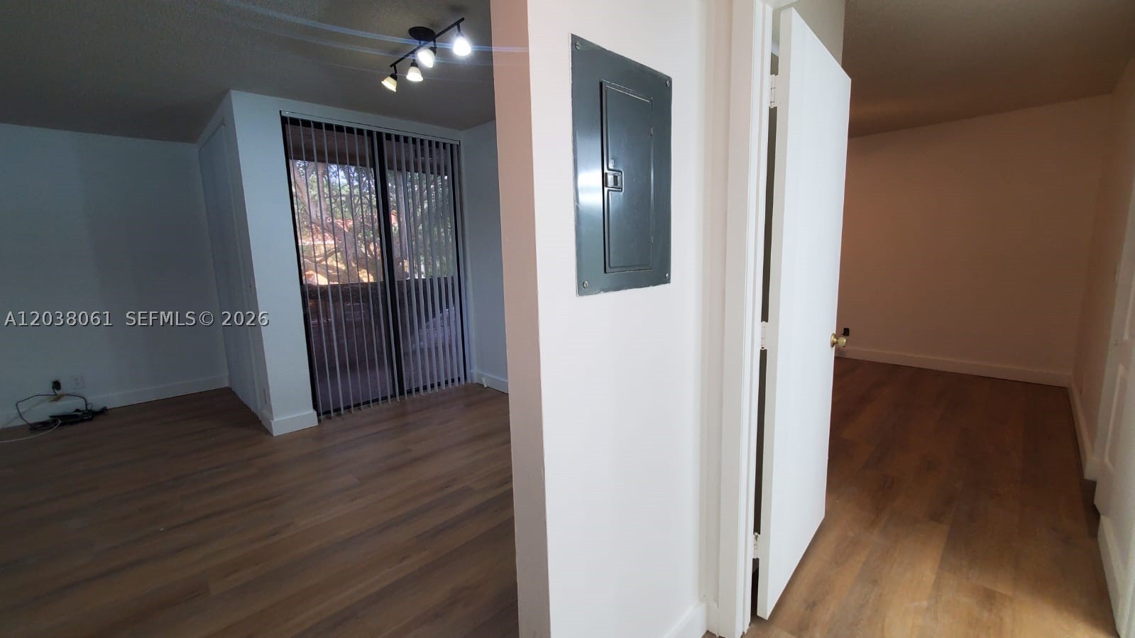 OLIVINE AT THE TOWNSHIP - Residential Lease