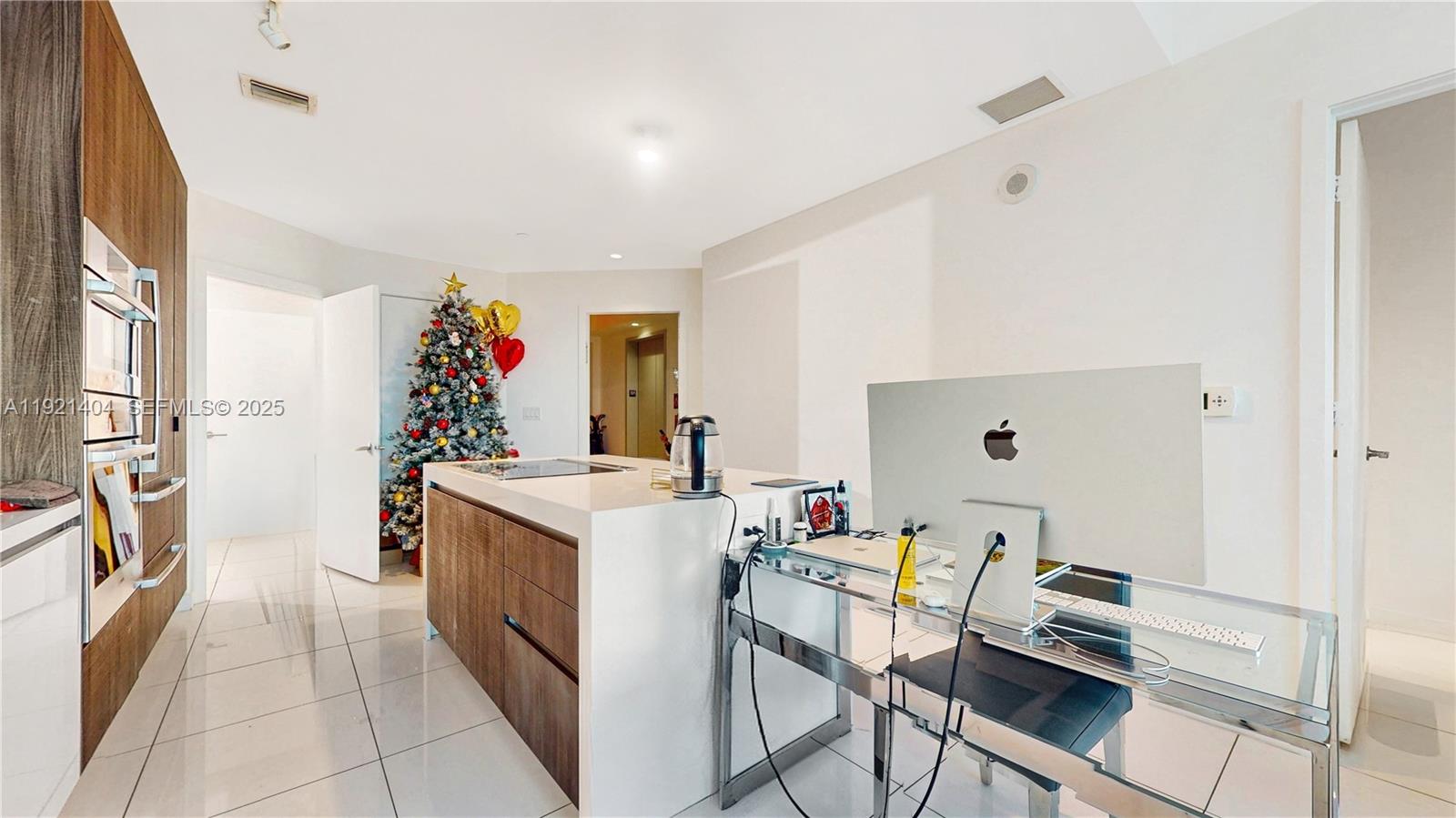 PARAMOUNT MIAMI WORLDCENT - Residential