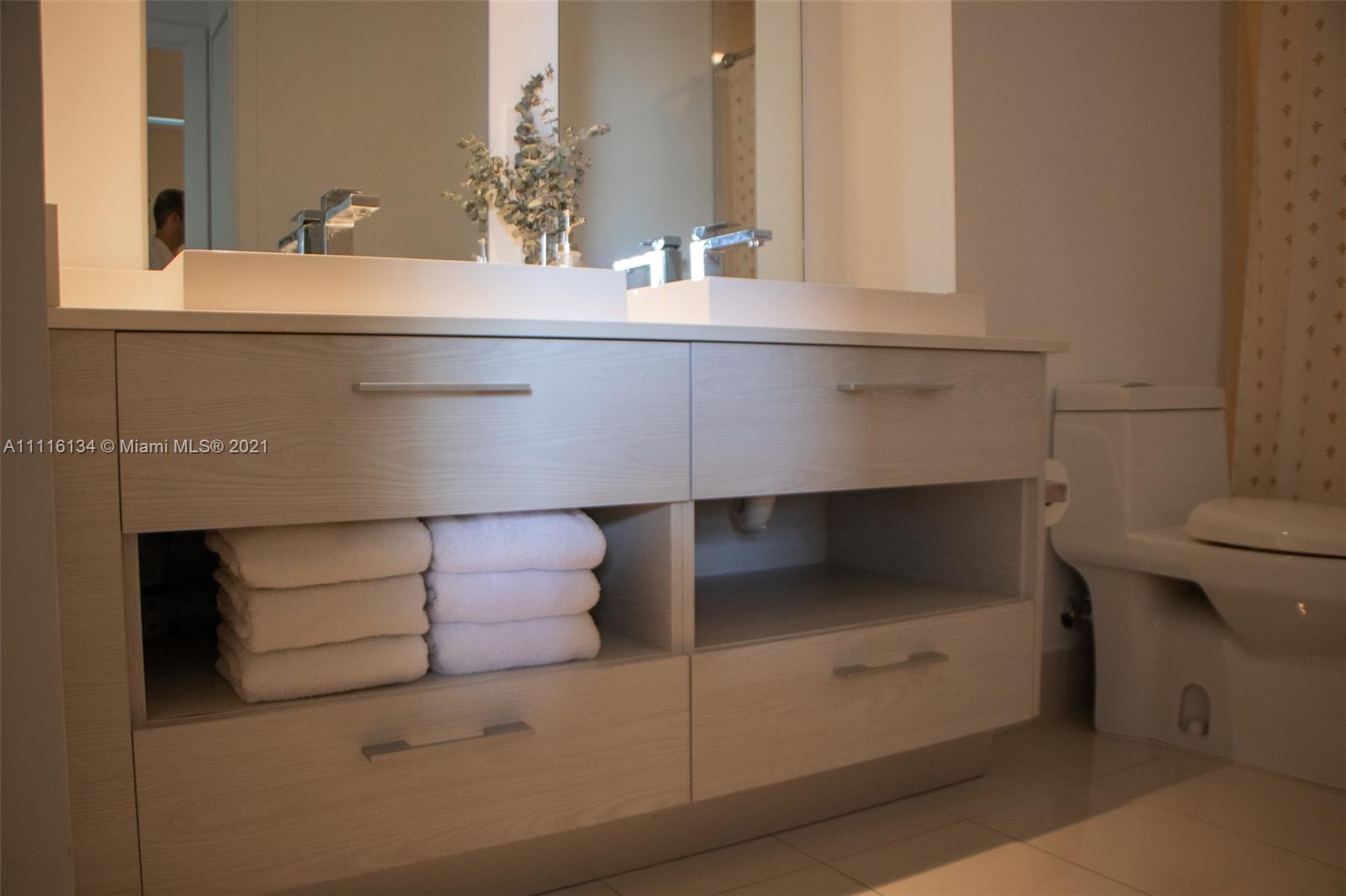 BRICKELL HEIGHTS WEST CON - Residential Lease