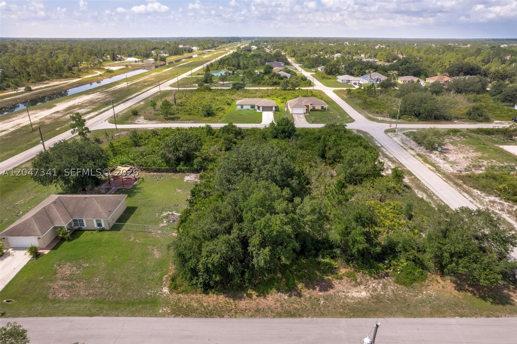 LEHIGH ACRES UNIT 10 - Residential