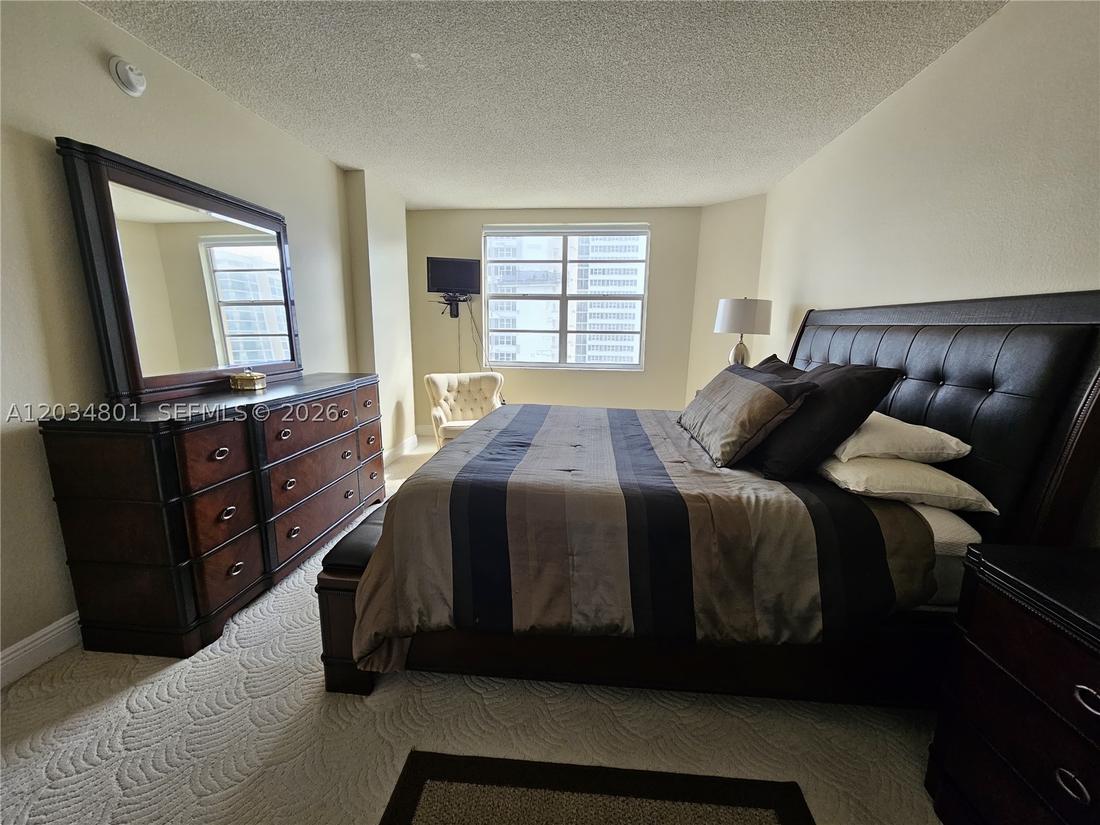HEMISPHERES CONDO - Residential Lease