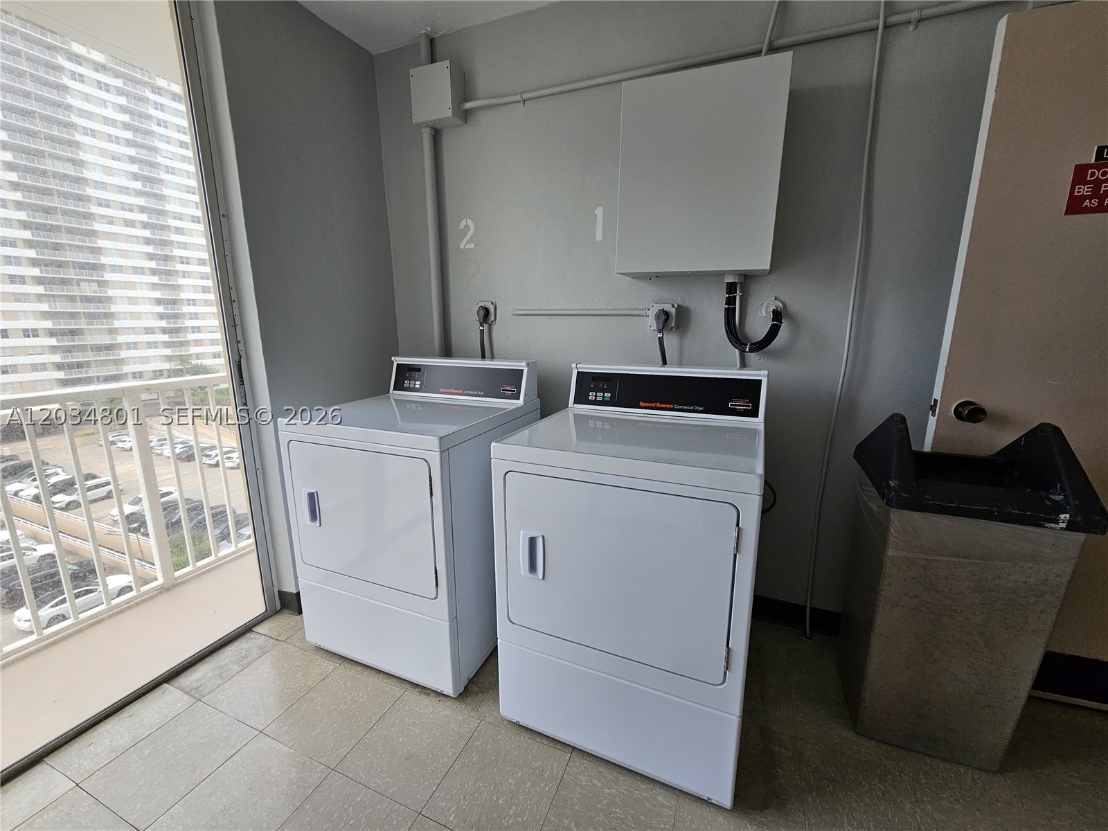 HEMISPHERES CONDO - Residential Lease