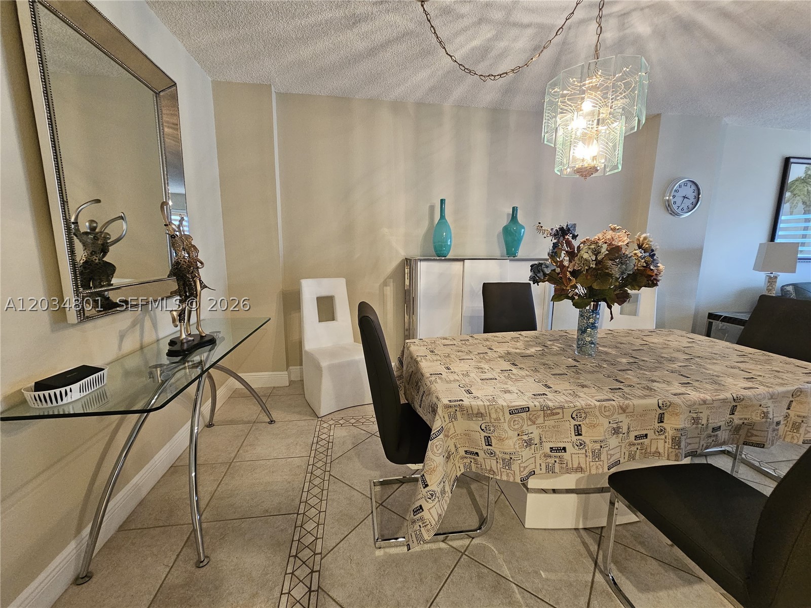 HEMISPHERES CONDO - Residential Lease