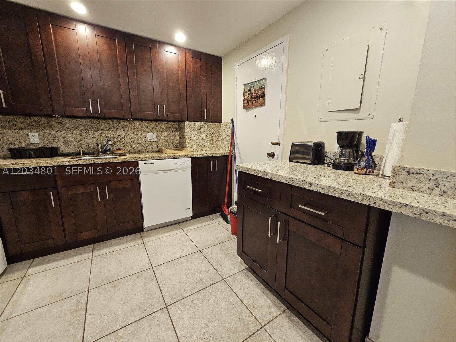 HEMISPHERES CONDO - Residential Lease