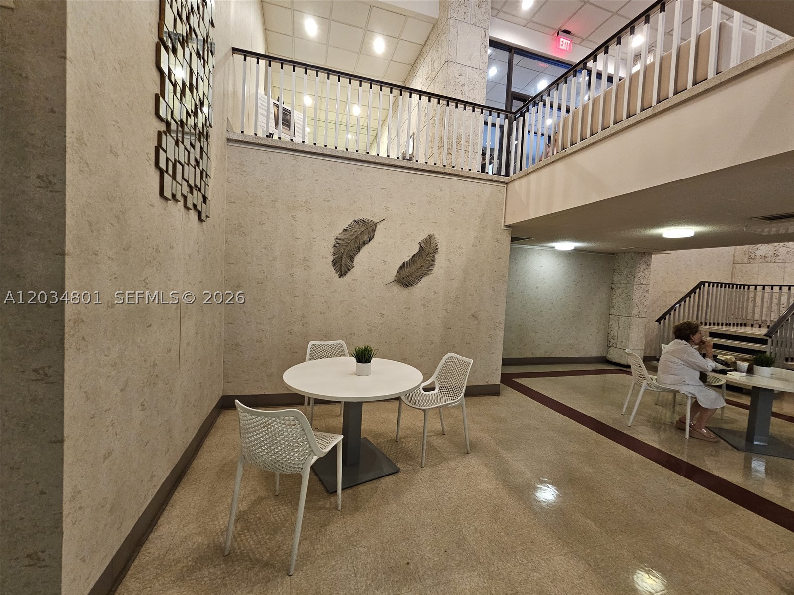 HEMISPHERES CONDO - Residential Lease