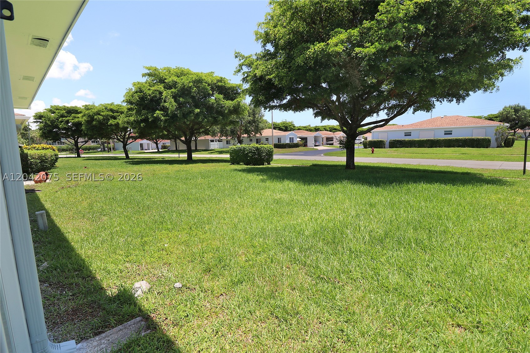 CAMELOT VILLAGE SEC 1 - Residential