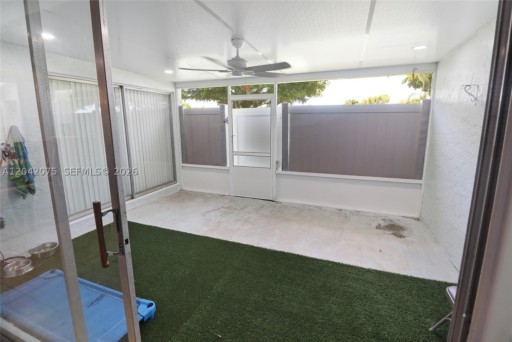 CAMELOT VILLAGE SEC 1 - Residential